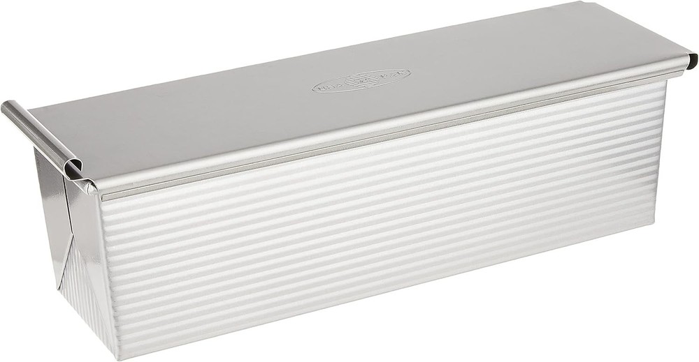 Bakeware Pullman Loaf Pan with Cover, 13 x 4 inch, Nonstick & Quick