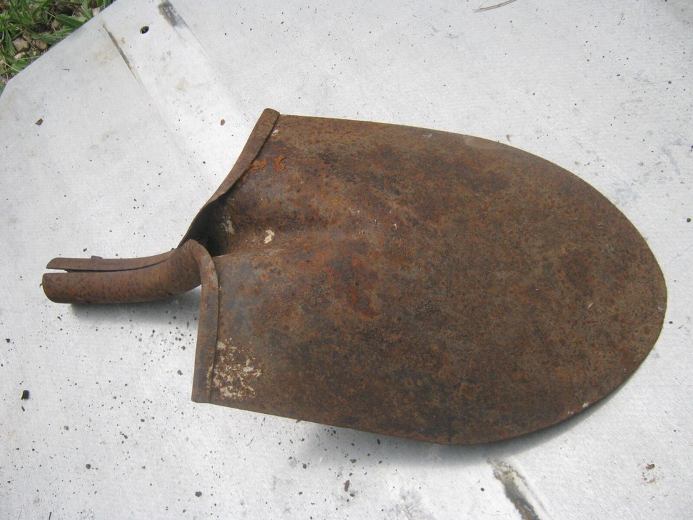 Rustic Rusty Original Vintage Primitive Metal Shovel no handle