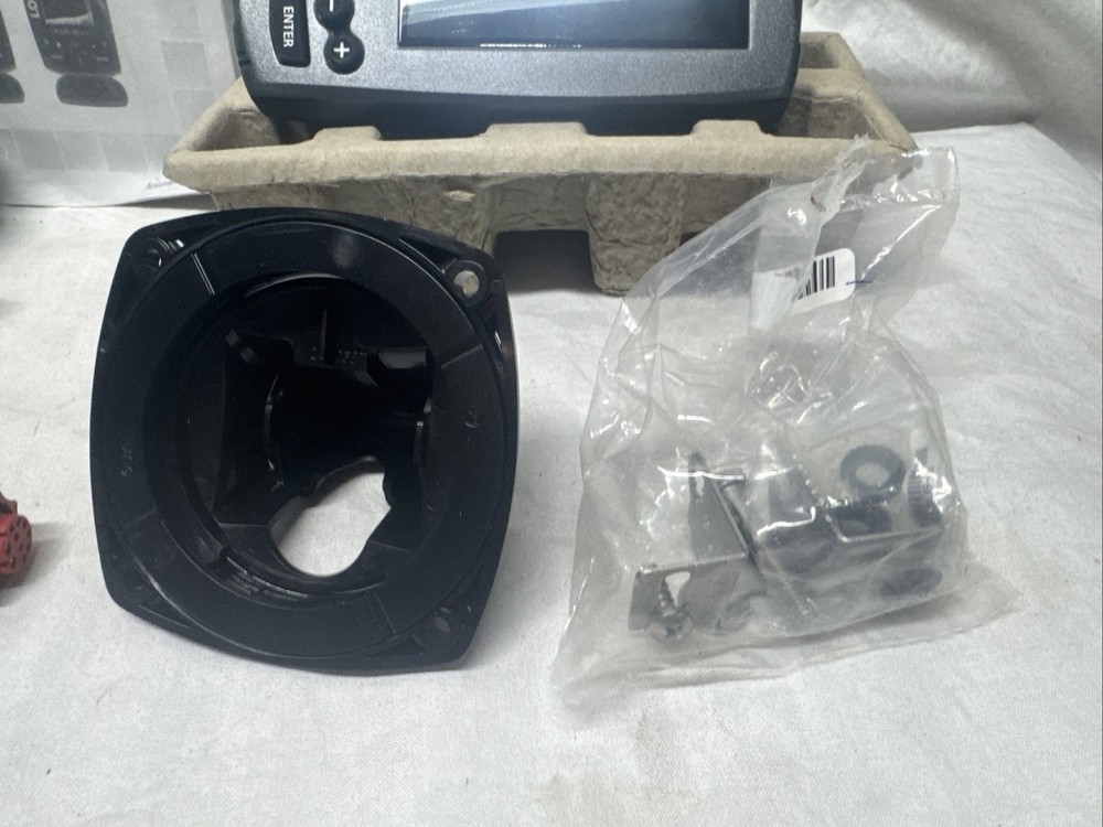 Lowrance Mark-4 Fish Finder/Chart Plotter With GPS New In Open Box