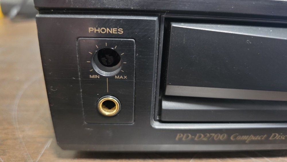 Teac PD-D2700 5-Disc CD Changer Player