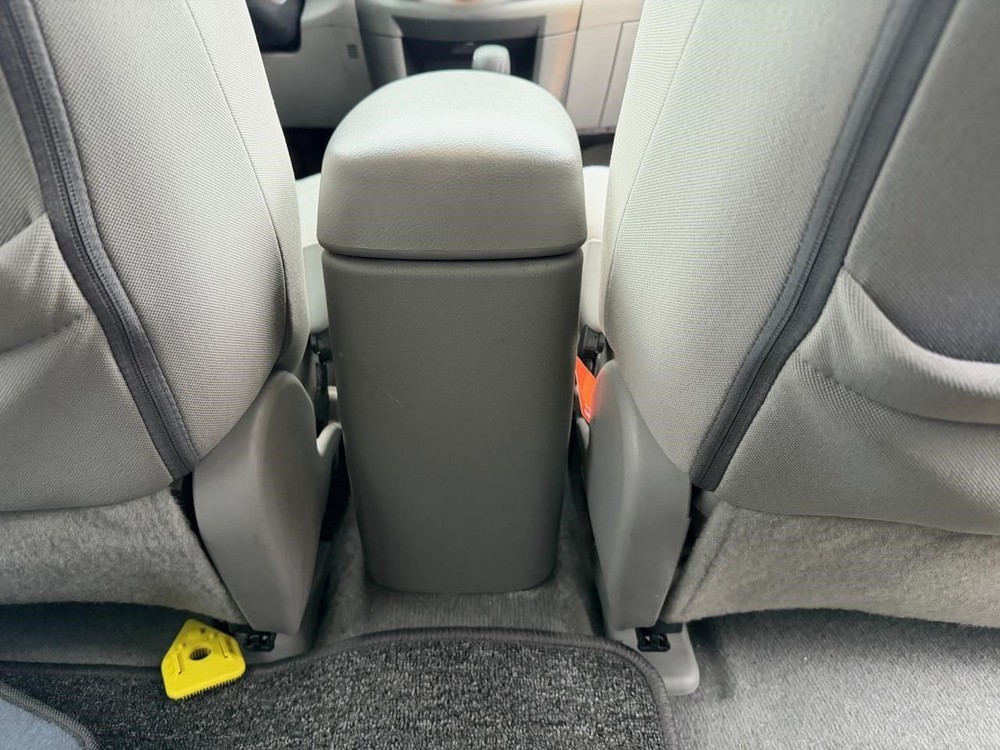 RAV 4 2012 Fuse Box Cabin 104961807