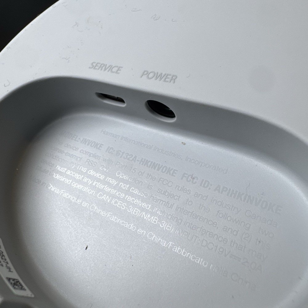 Harman Kardon Invoke Bluetooth Speaker Silver with Power Cord