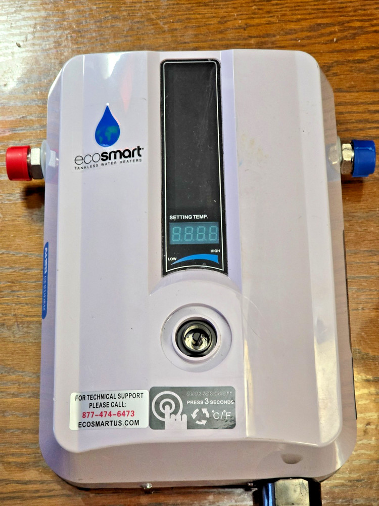 EcoSmart ECO11 240V 11 kW Electric Tankless Water Heater - New / Open Box