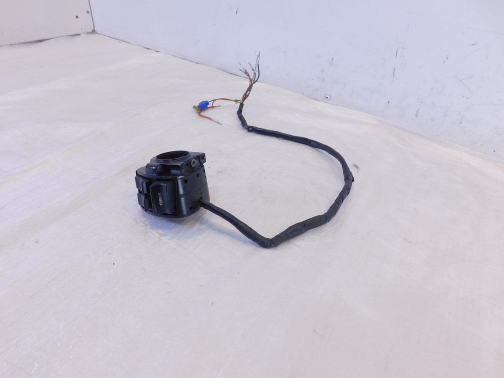 1986 Harley Davidson Sportster Right Handlebar Engine Start Stop Switch Buttons
