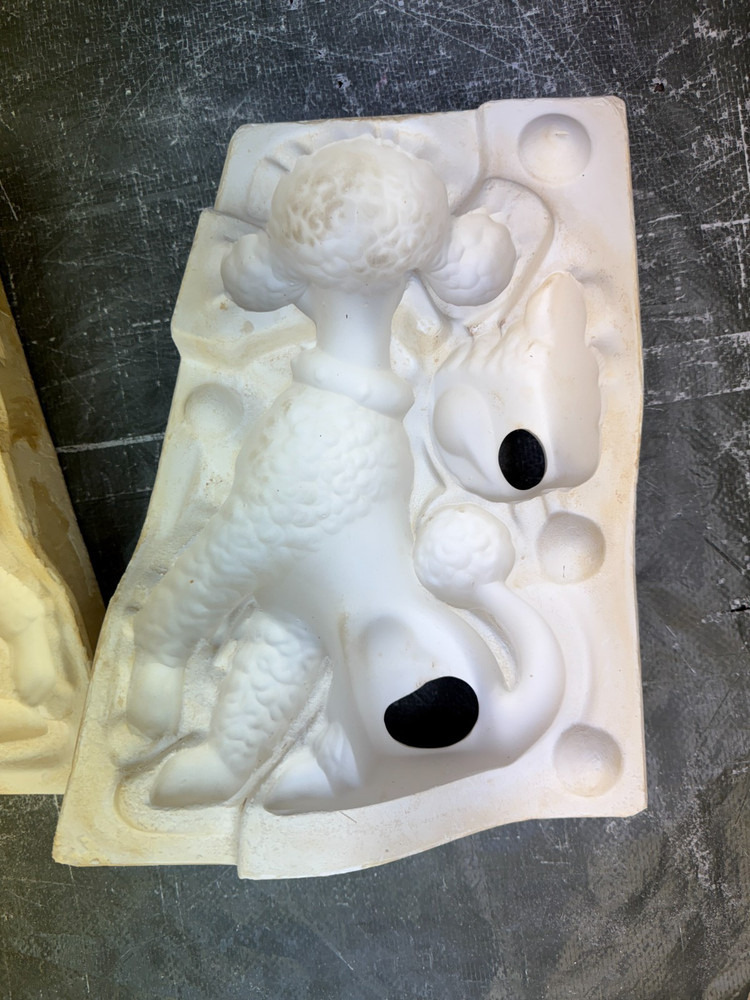 VINTAGE ATLANTIC CERAMIC MOLD #A-211 PERRIE POODLE