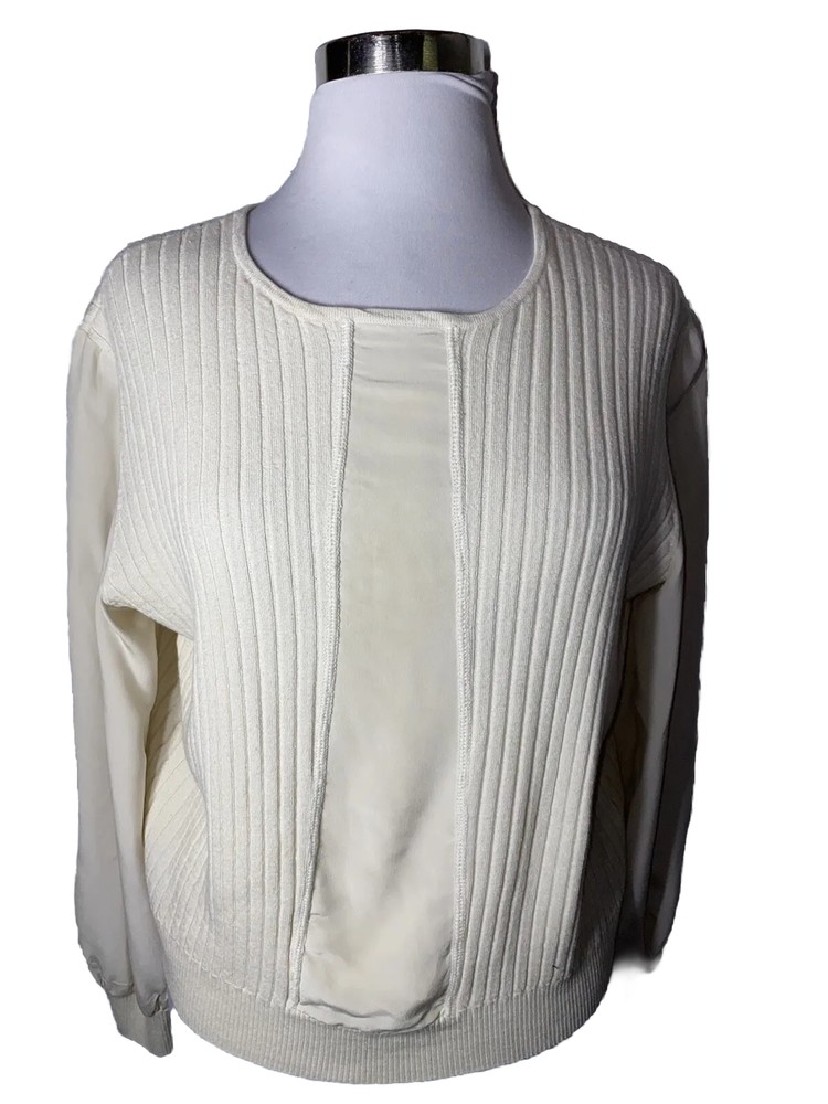 St. John Knit Sweater Off White Size Large