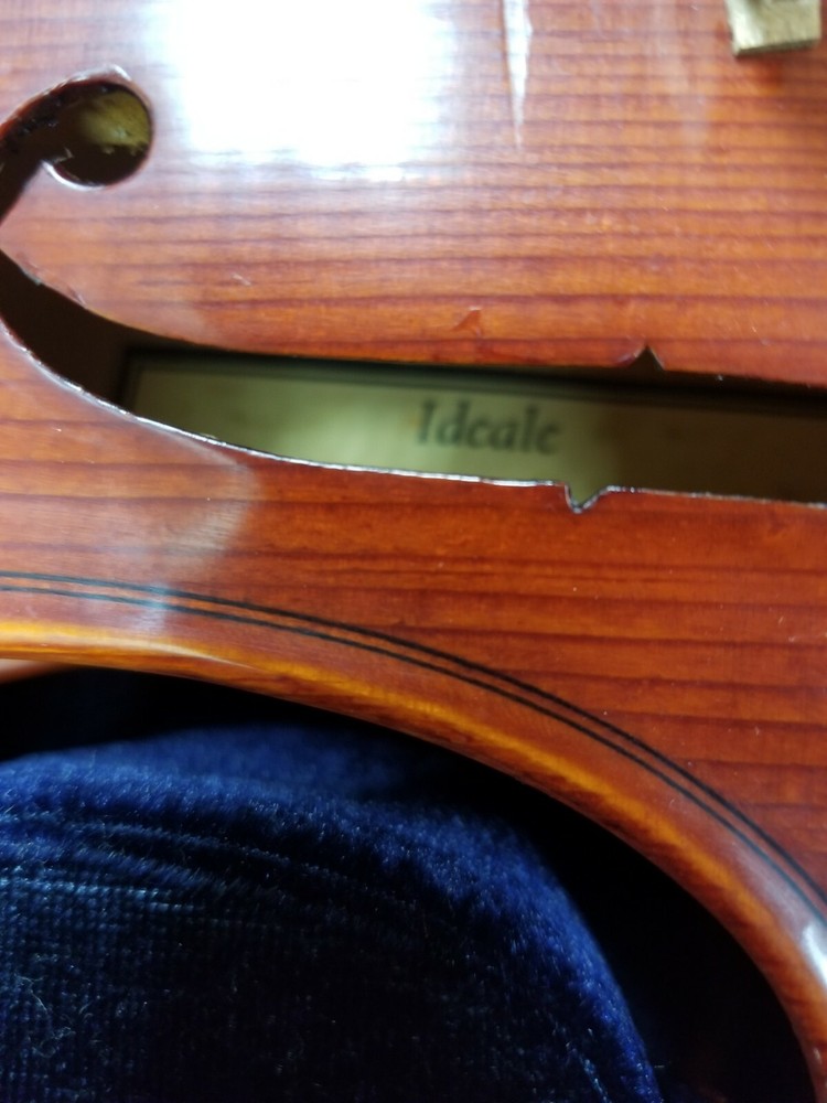 Gewa Ideale 4/4 Violin with Hard Shell Case