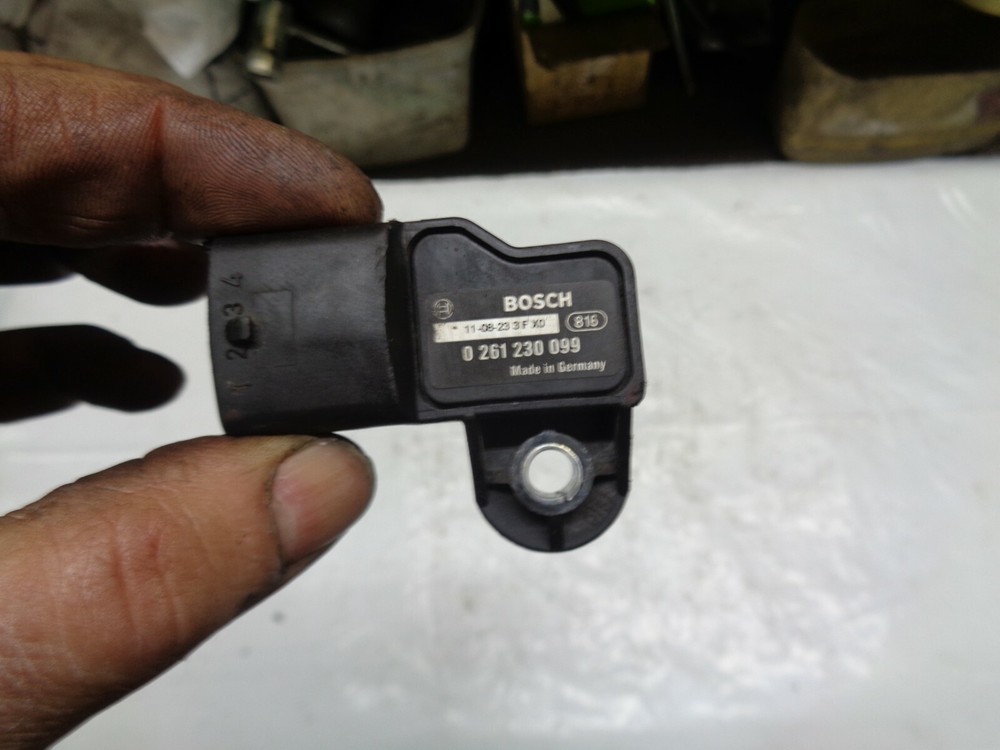 2008-2018 Polaris Rush Switchback Dragon airbox T map sensor 2410422