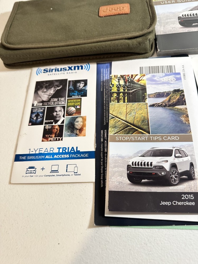 2015 Jeep Cherokee Owner's Manual Set