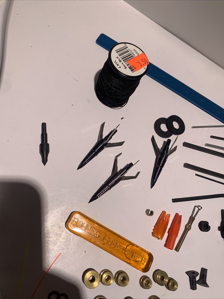 Lot of Miscellaneous Archery items
