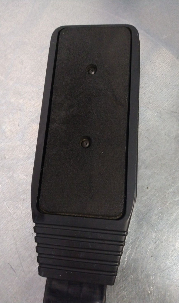 Model 877-500-00 Rev. 9443 ET Bin Number Controller