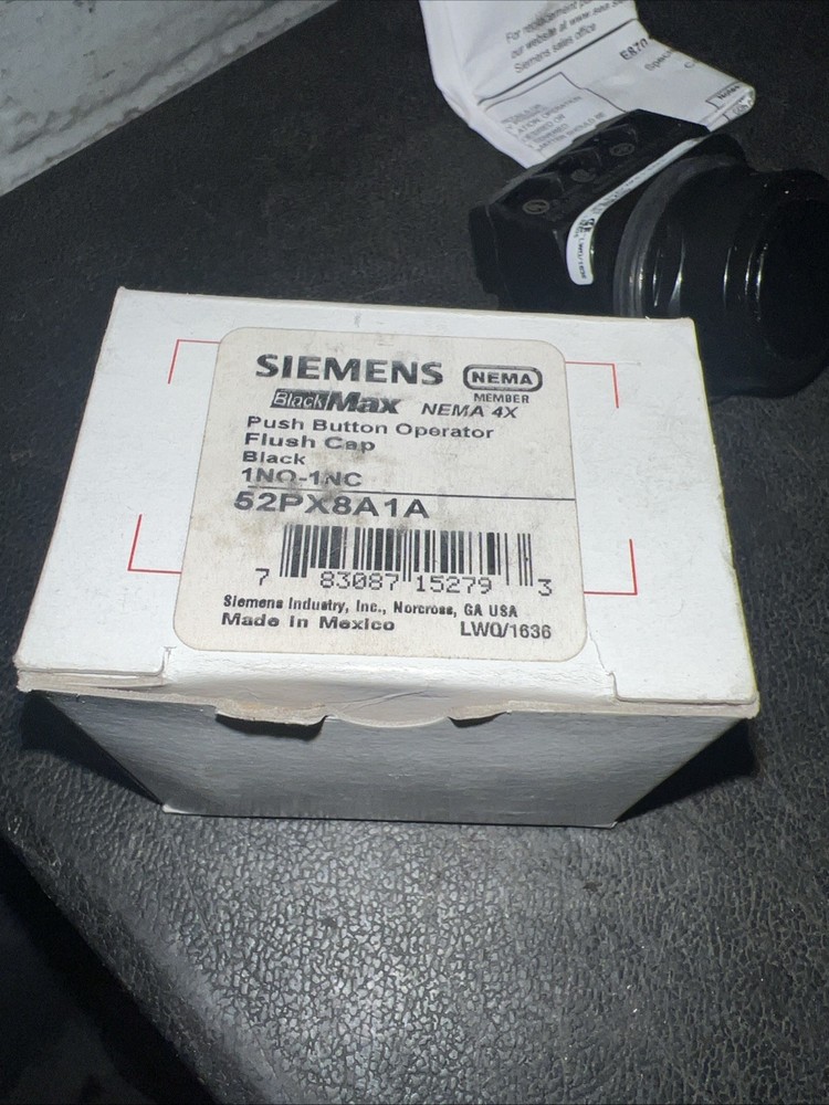 SIEMENS 52PX8A1A Non-Illuminated Push Button,30mm,Epoxy