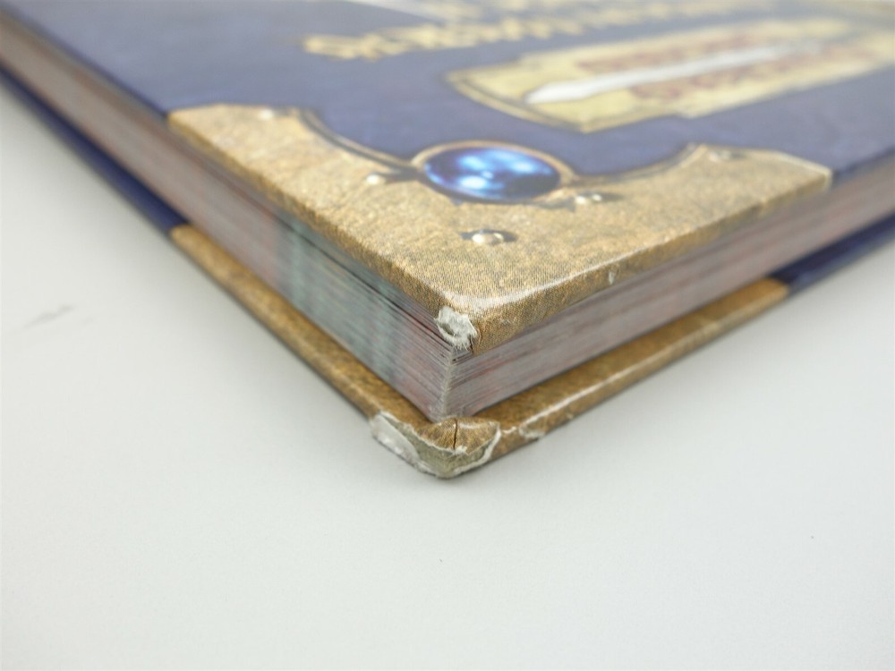 Dungeons & Dragons, D&D: Dungeon Master's Guide II - bound upside down