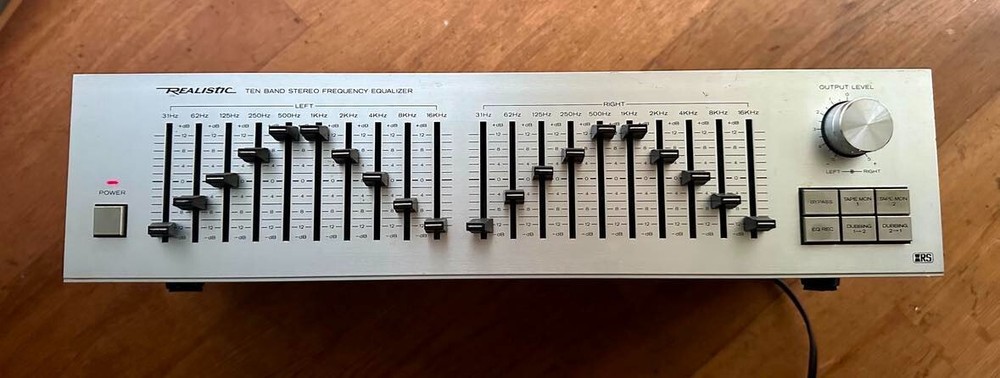 1980's Realistic 10 Band Stereo Frequency Equalizer Model 31-2005 fully tested