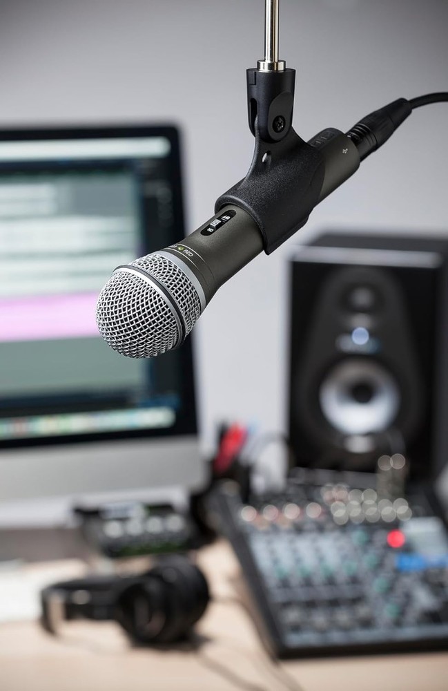 SAMSON Q2U Dynamic USB/XLR Handheld wired Microphone - Model # SAQ2U - Open Box