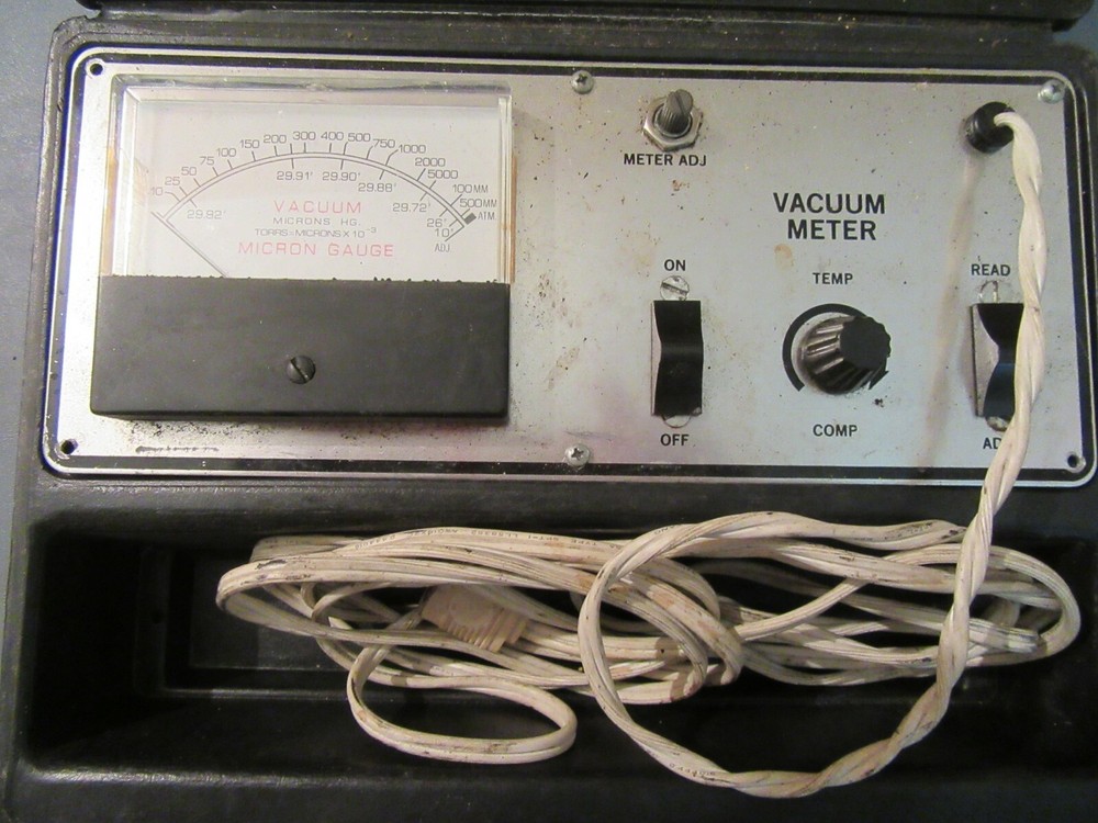 hitech instruments vacuum analyzer