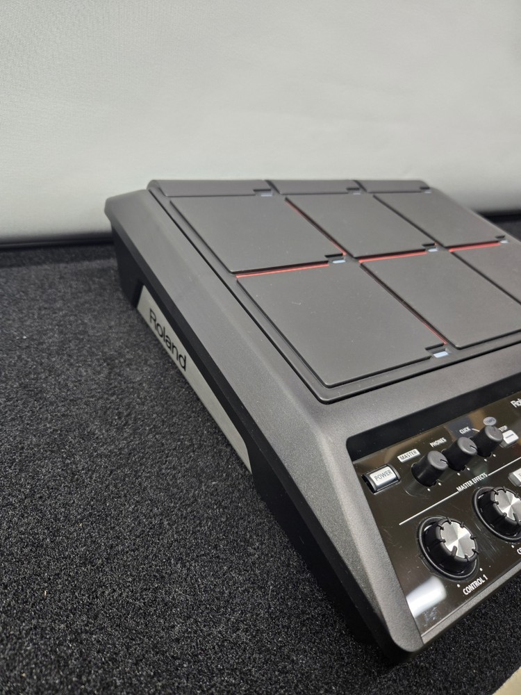 Roland Percussion Sampling Pad with 4GB Internal Memory, Black (SPD-SX)