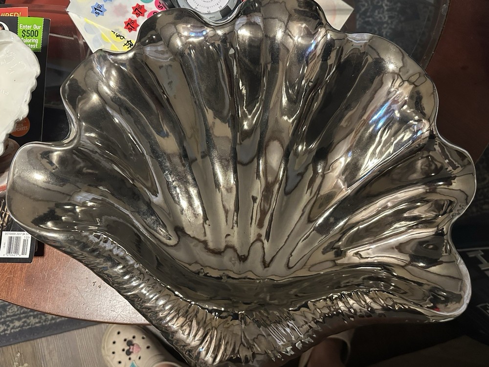 Silver Clam Shell Bowl