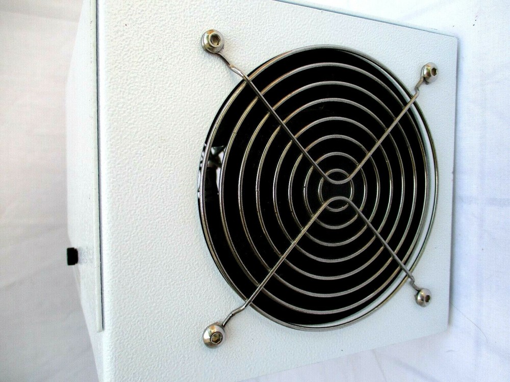 FIBER OPTIC LIGHT SOURCE..MODEL #LSIN-072-2..ILLUMINATOR