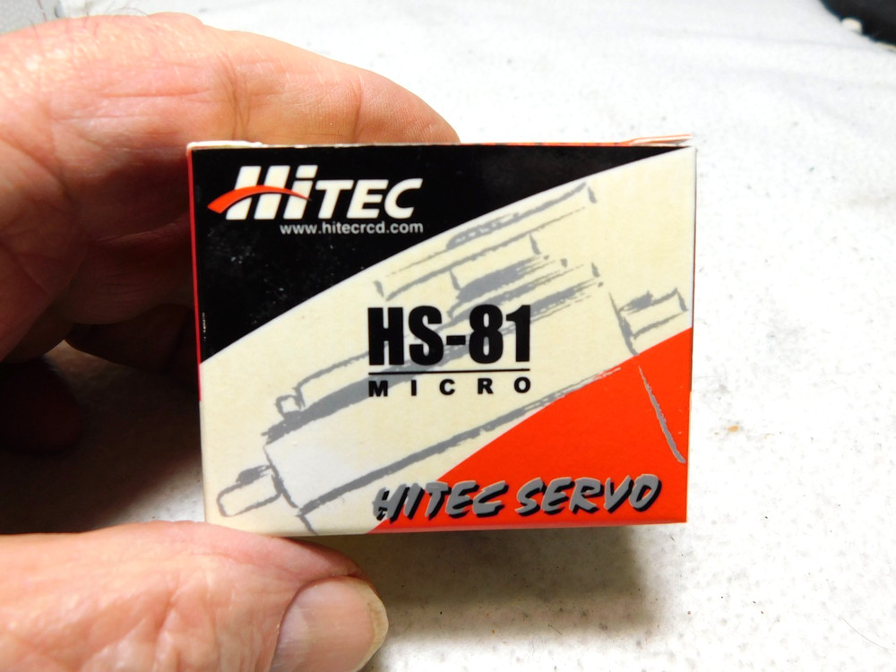 NOS Hitec Servo HS-81 Micro in Box