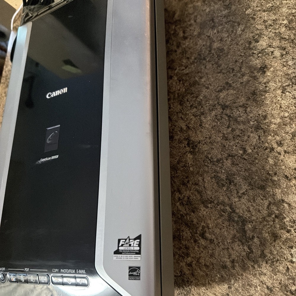 CANON Canoscan 8800F Flatbed Scanner