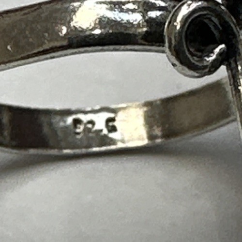 Vintage 925 Sterling Silver Oval Carnelian Ring