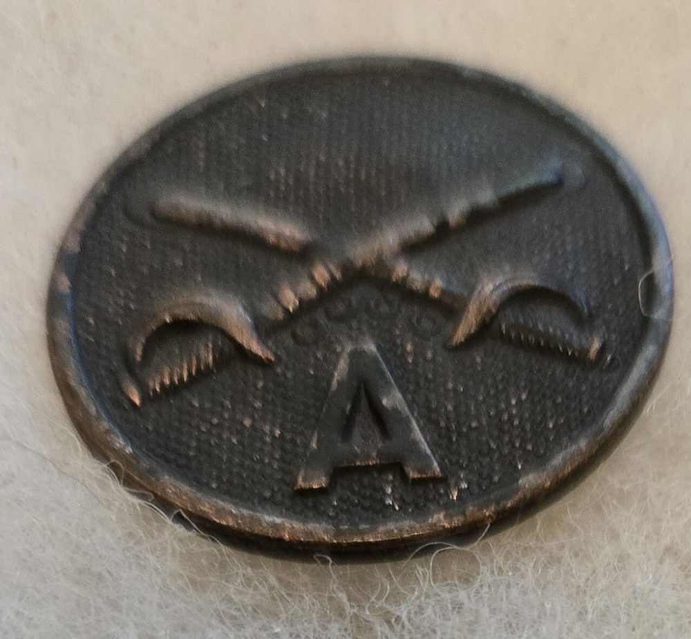 WW1 US Cavalry   A  Company Collar Disc w/nut