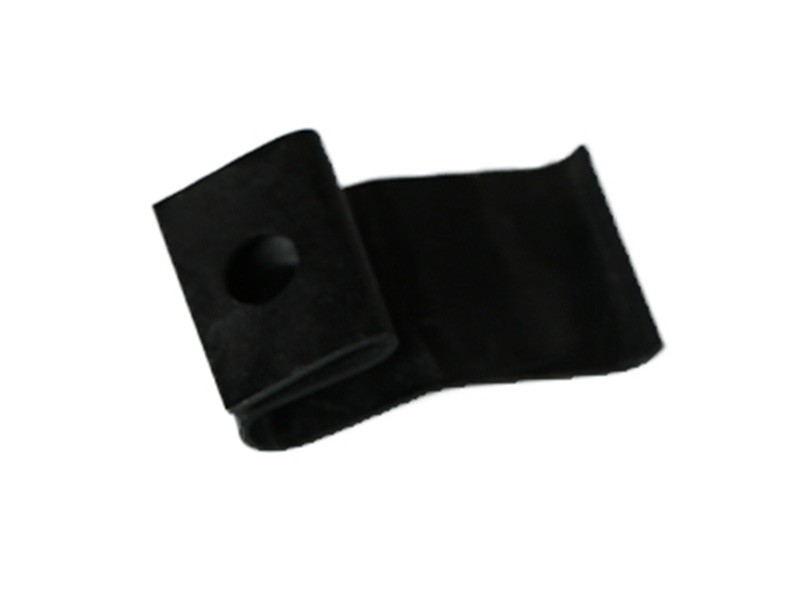 Retaining clip for Mercedes radiator grille