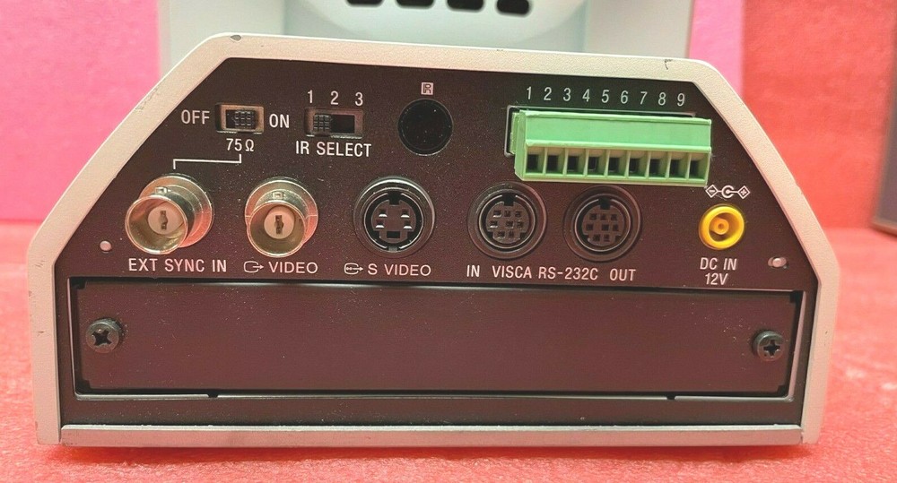 SONY BRC-300 3ccd CAMERA