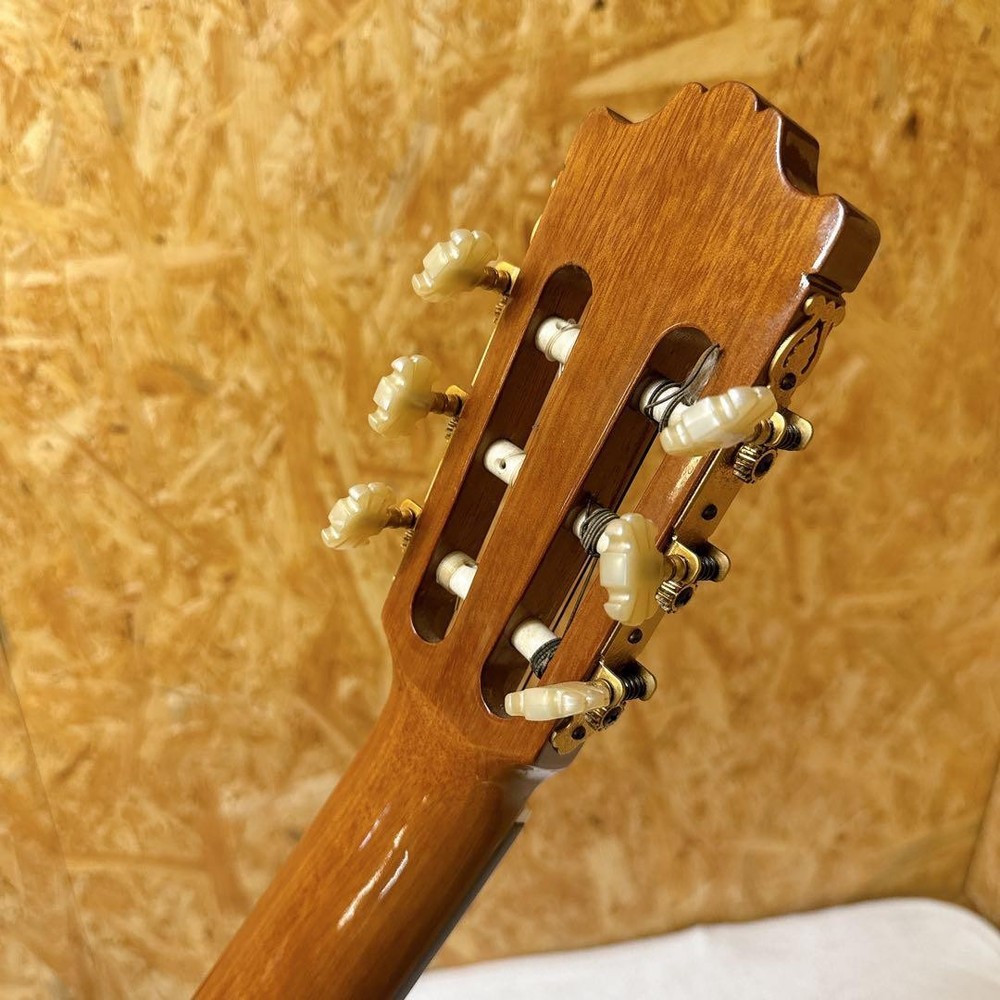 Yamaha C-400 Classical Guitar Solid Top 1981