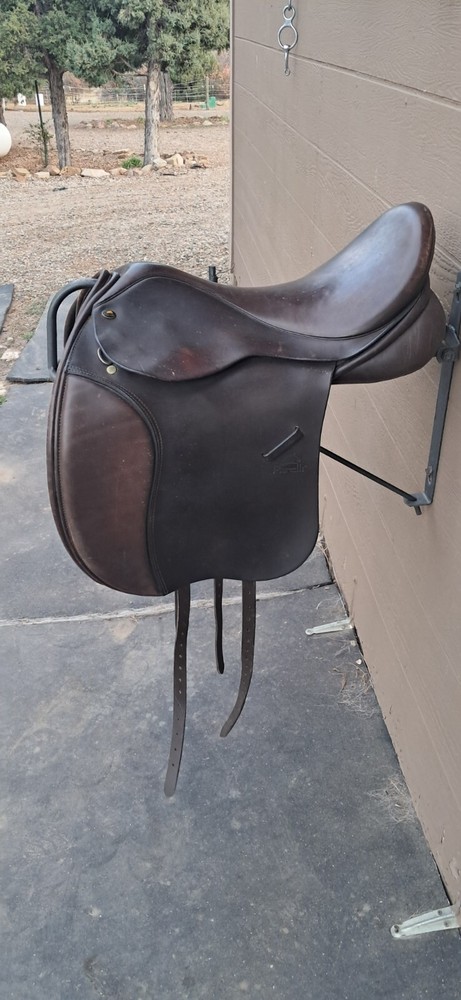 Brown 18" Parelli Fluidity General Purpose Saddle Standard width