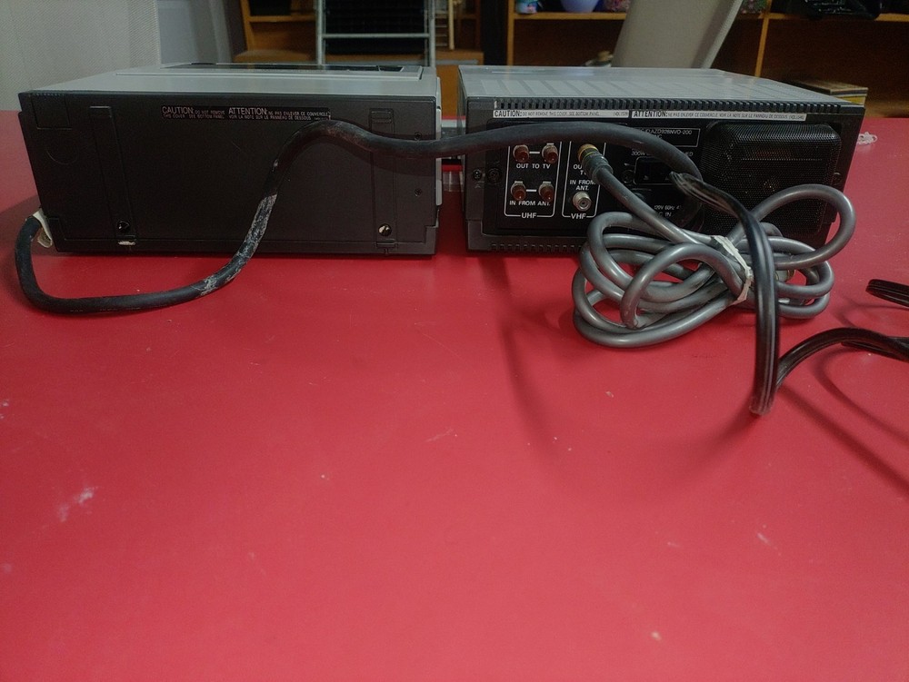 Canon VT-10, VR-10 VHS Player/Recorder, and WL-10 Wireless Controller