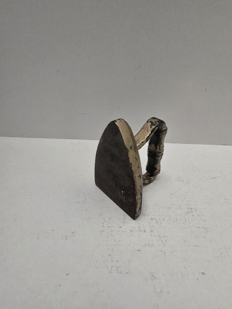 Antique Cast Iron Mini Sad Iron, 3"