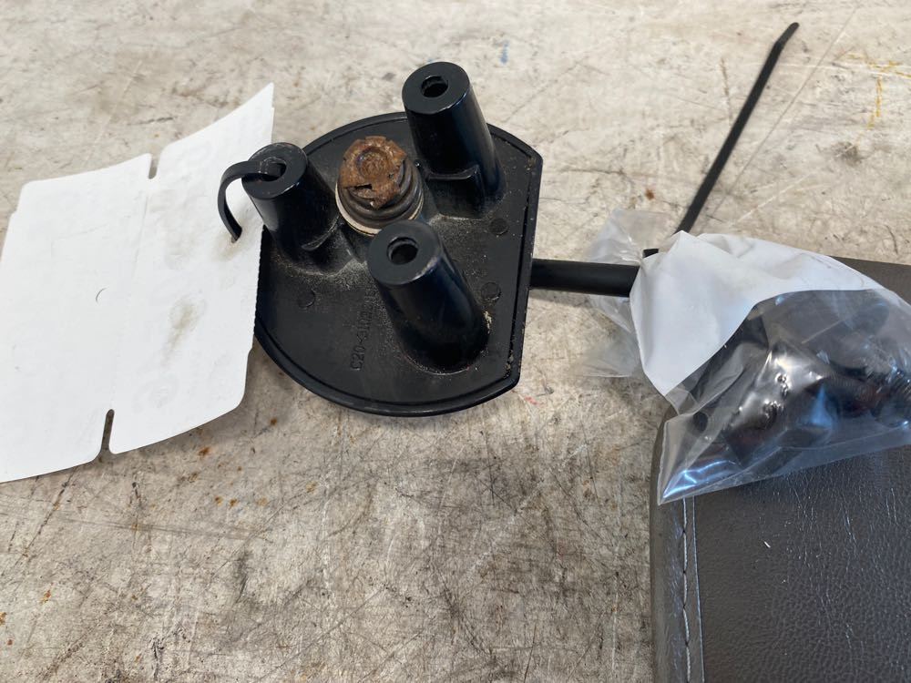 2006 Kenworth T2000 Visor (654-10546)