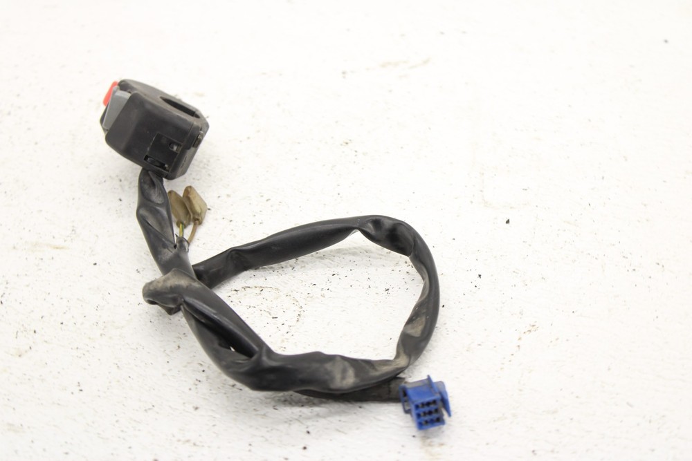 2002-2006 Yamaha R1 YZFR1 Right Control Switch