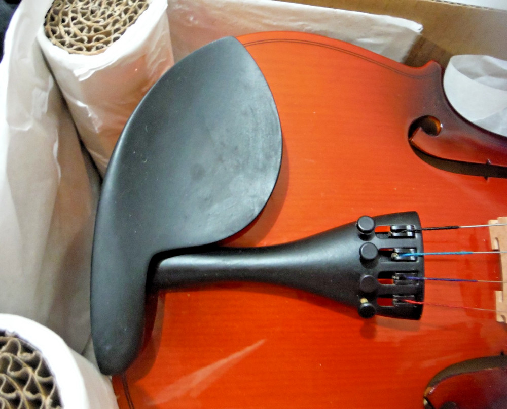 Easter 4/4 Violin NIB