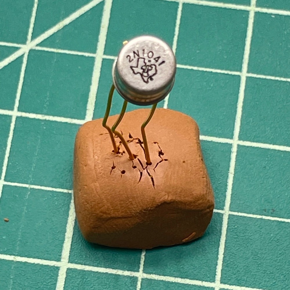 2N1041  Transistor Vintage