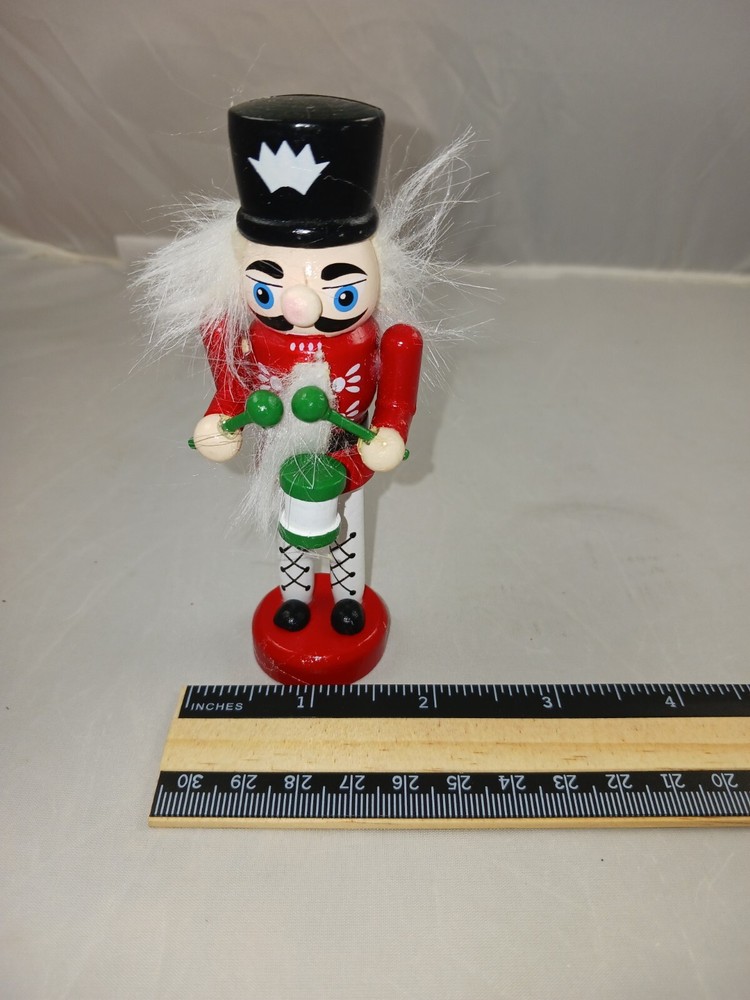 4.5 Inch Nutcracker Card Holder -- Red
