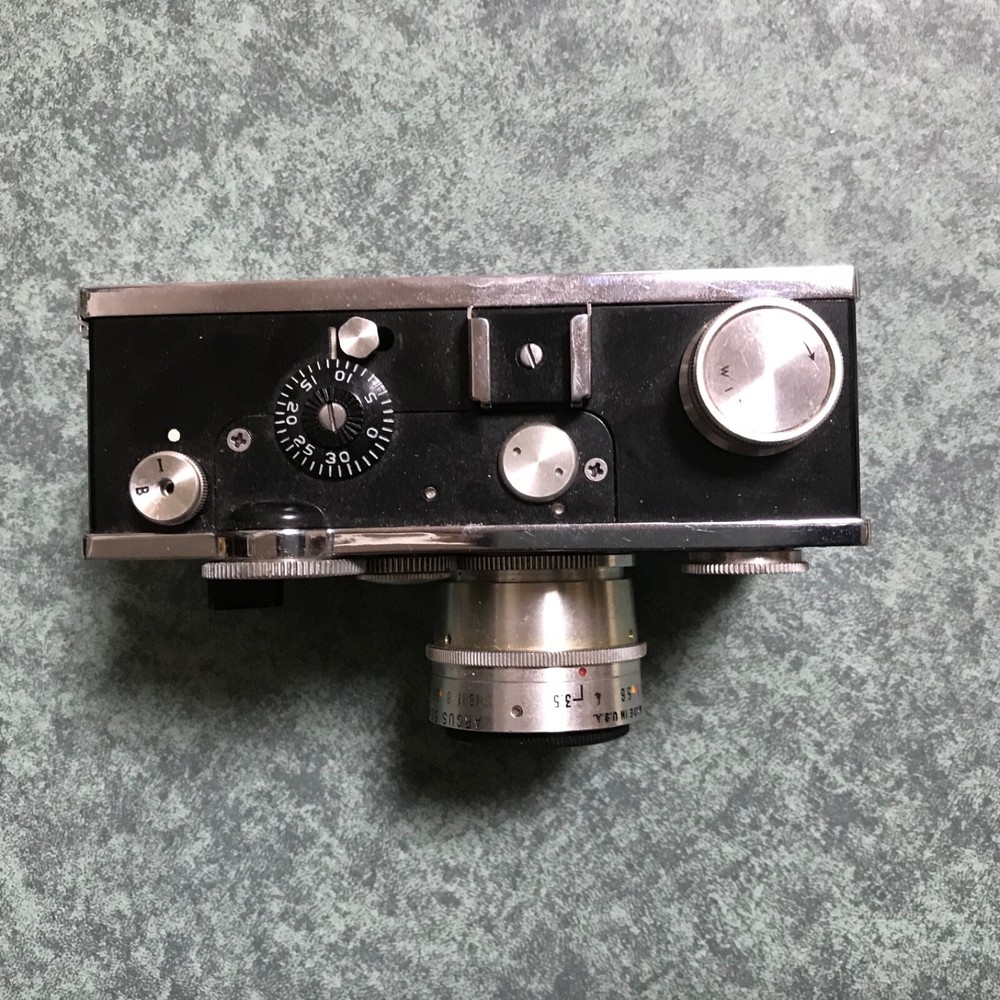 Vintage Argus C3 Camera w/Case