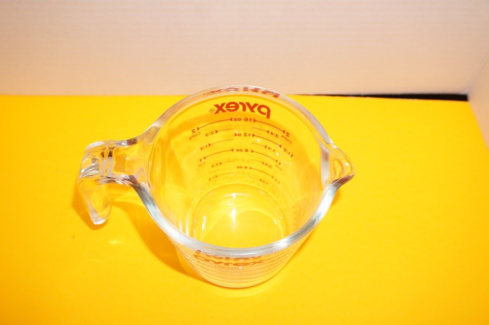 Pyrex Prepware 2-Cup Glass Measuring Cup