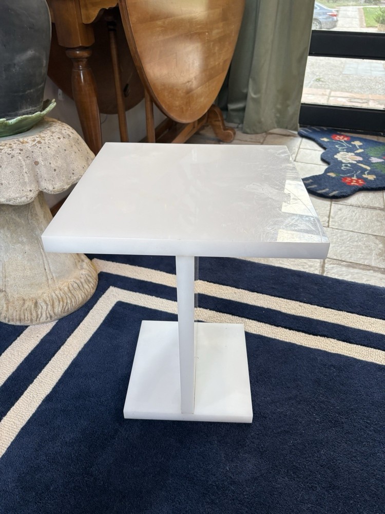 Mid-century resin side table art deco