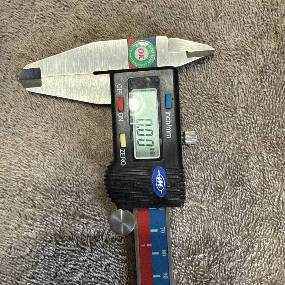 Metrology Pro-Instrument digital caliper