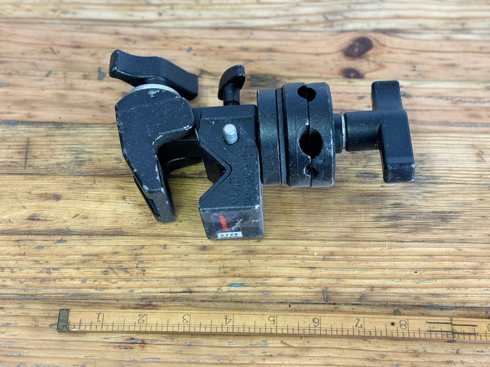 Avenger Super Clamp Grip Head, Black #D230 Great Shape