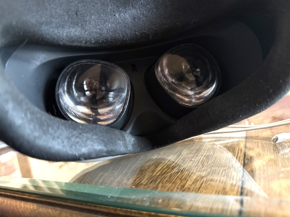 Meta Quest 2 128GB VR Bundle w/ Elite Strap + Original Box – Excellent Condition