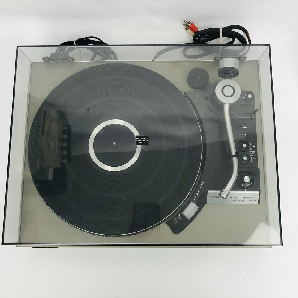 Technics Panasonic Frequency Generator SL-23 Turntable, Powers On, For Parts