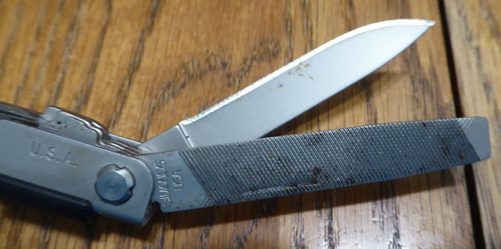 Gerber multitool. Multi Plier