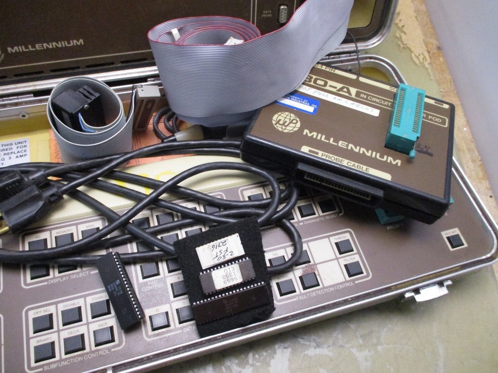 Millennium Microsystem Analyzer A01-02-02-01-04 {GREYSHELF}