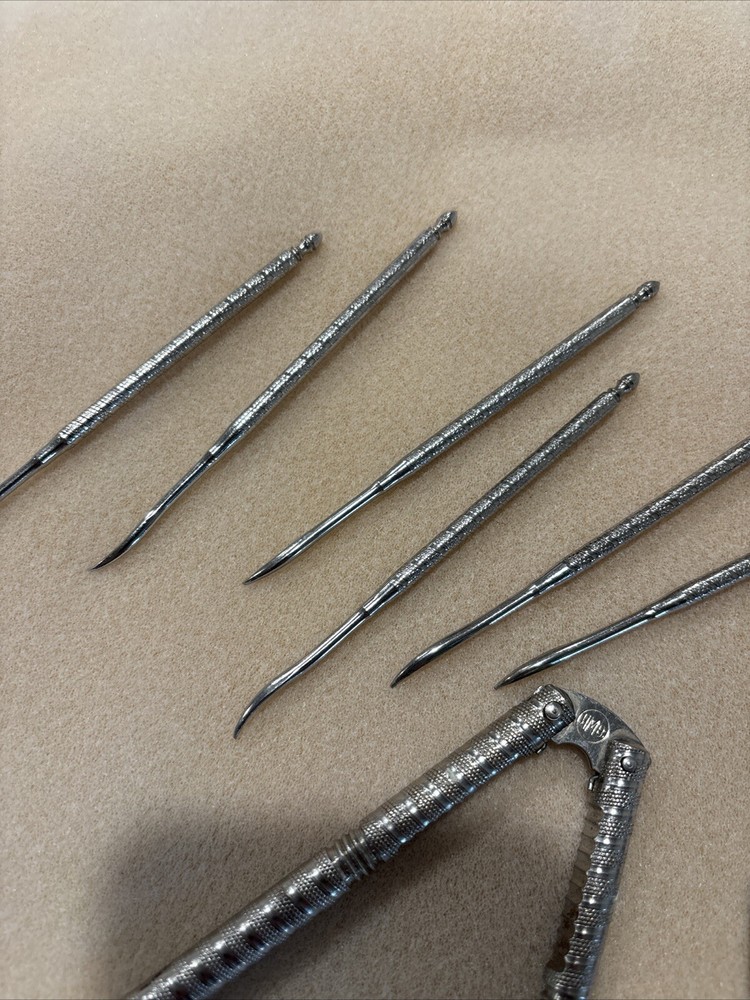 Vintage HMQ Hand Held Nutcrackers Nut Shellfish Cracker With 6 Picks