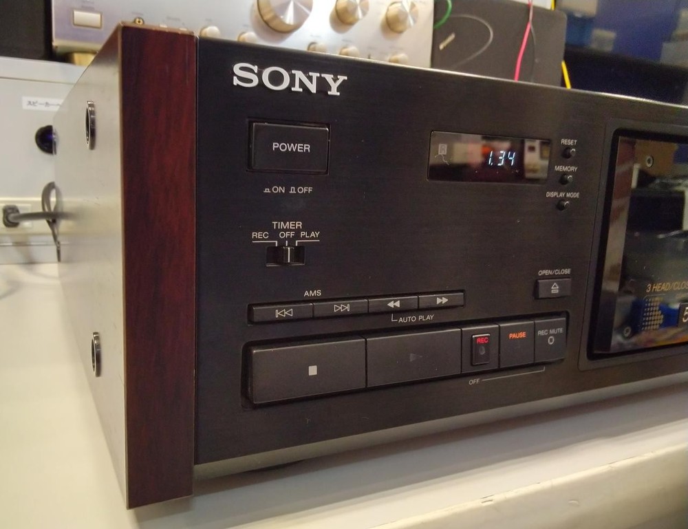 SONY TC-K555ESG cassette deck