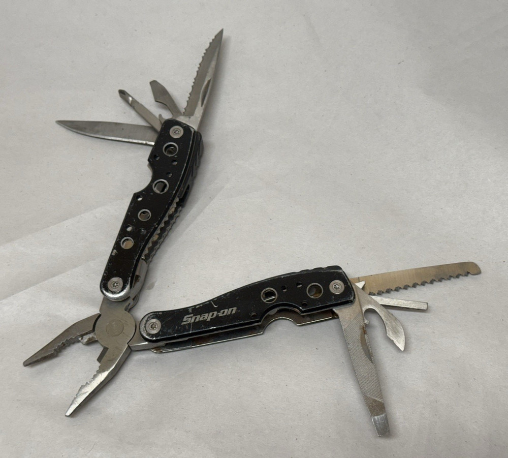 Snap-On  Multi-Tool Knife Screwdriver File Saw Pliers